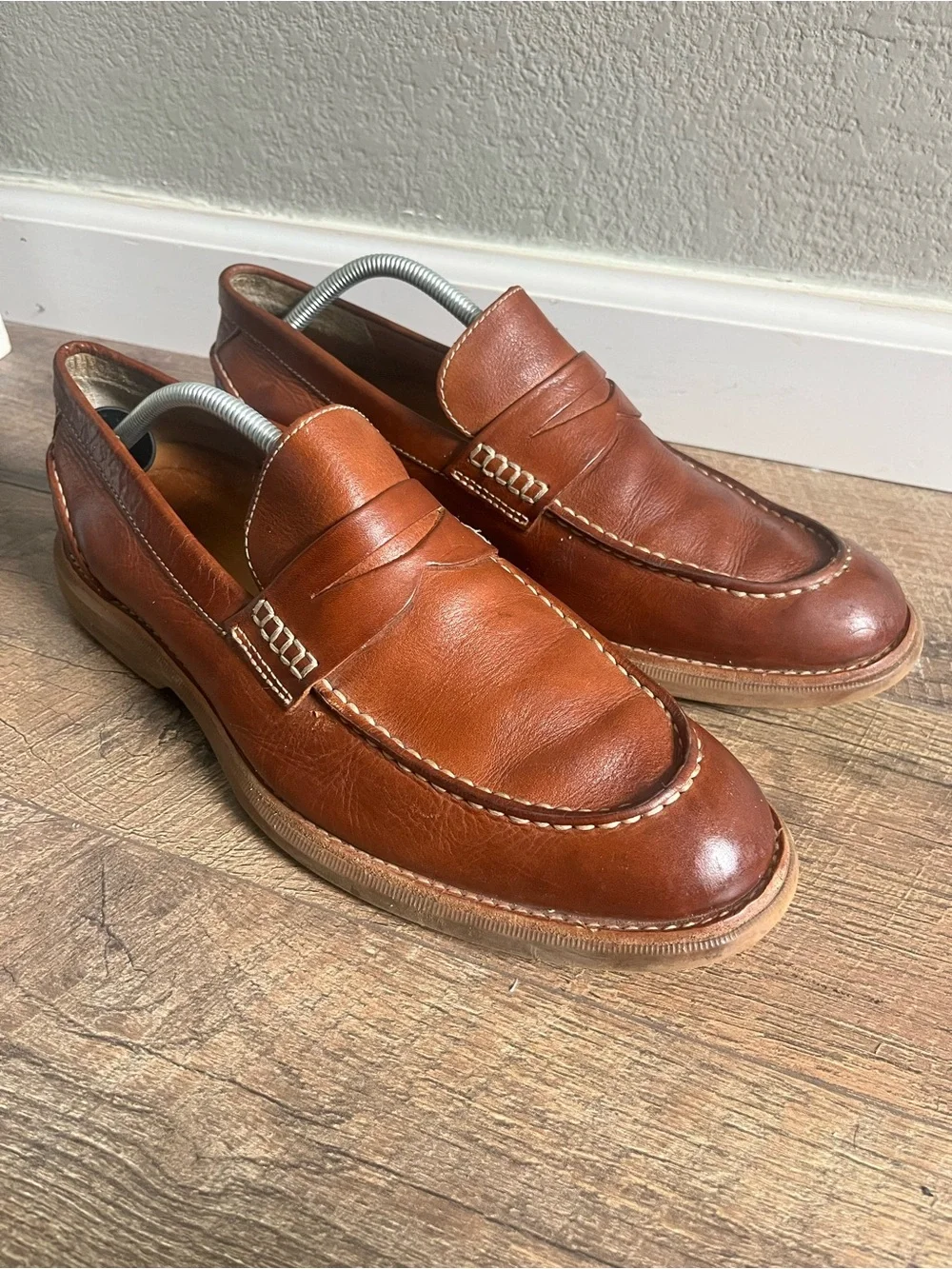 Sperry Gold Cup Exeter Penny Loafer in a red or rust nubuck leather size‎ 11.5